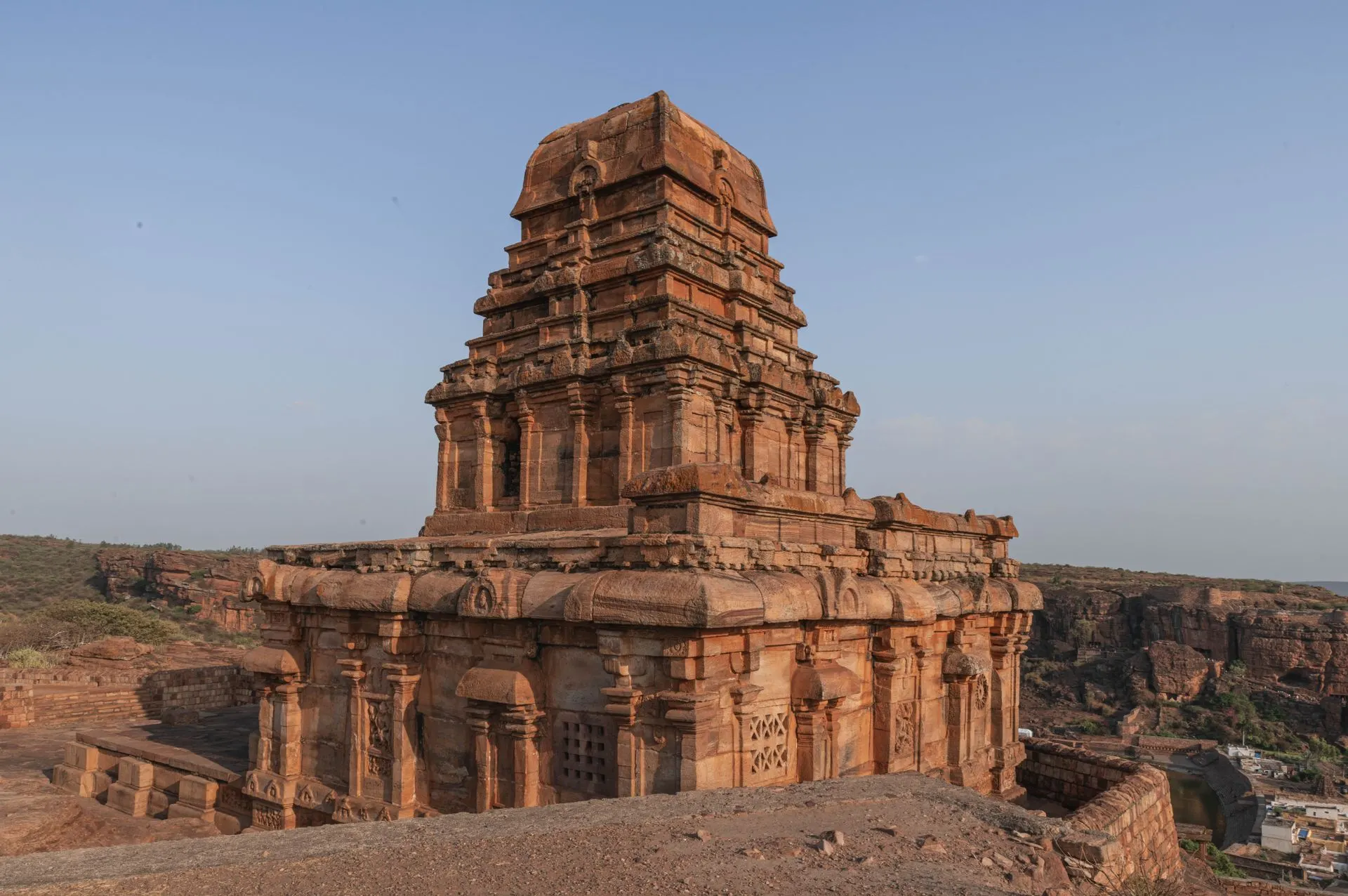 हिंदू मंदिर का प्रतीकात्मक चित्र